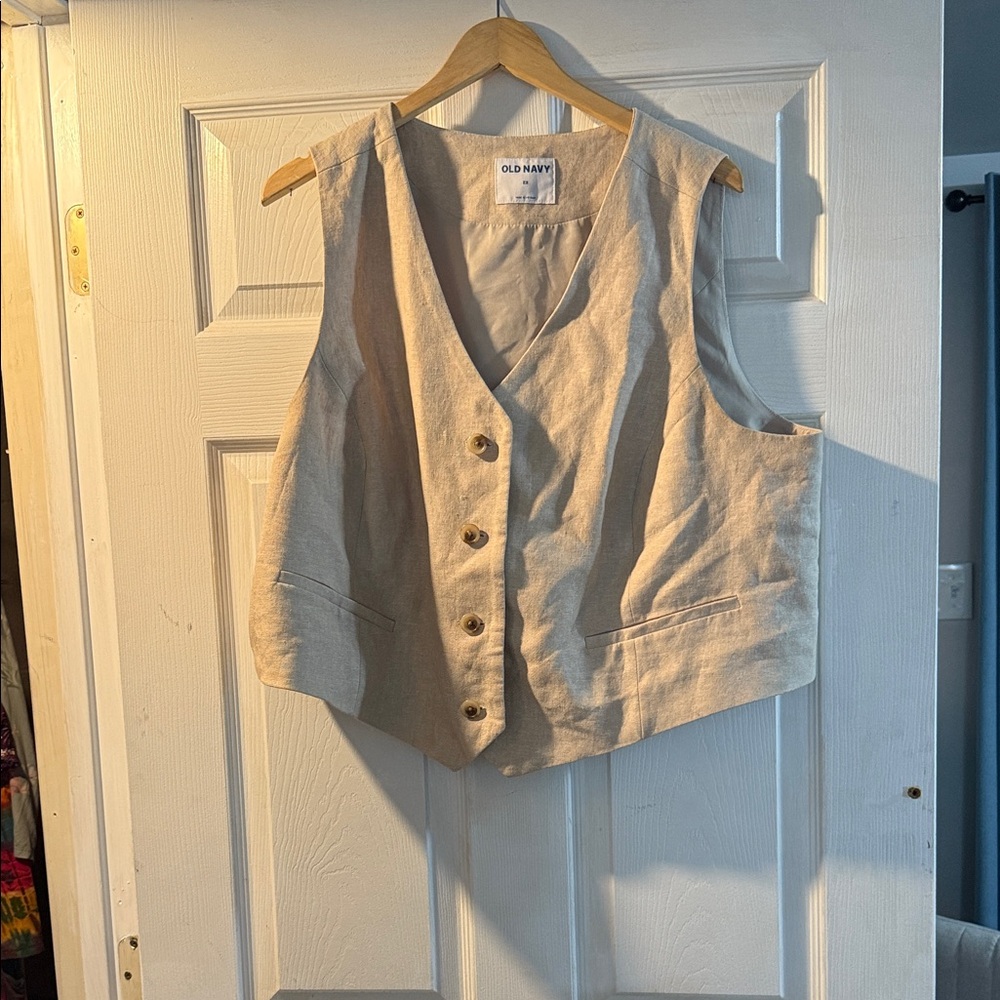 Old Navy Light Tan Button-Up Vest